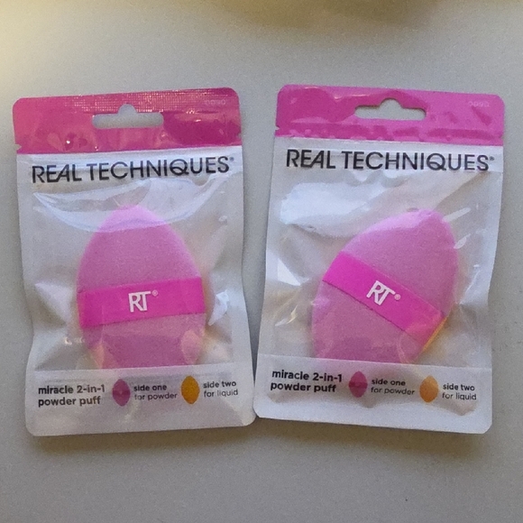 Real Techniques Other - Real Techniques Miracle 2-in-1 Pink Powder Puff